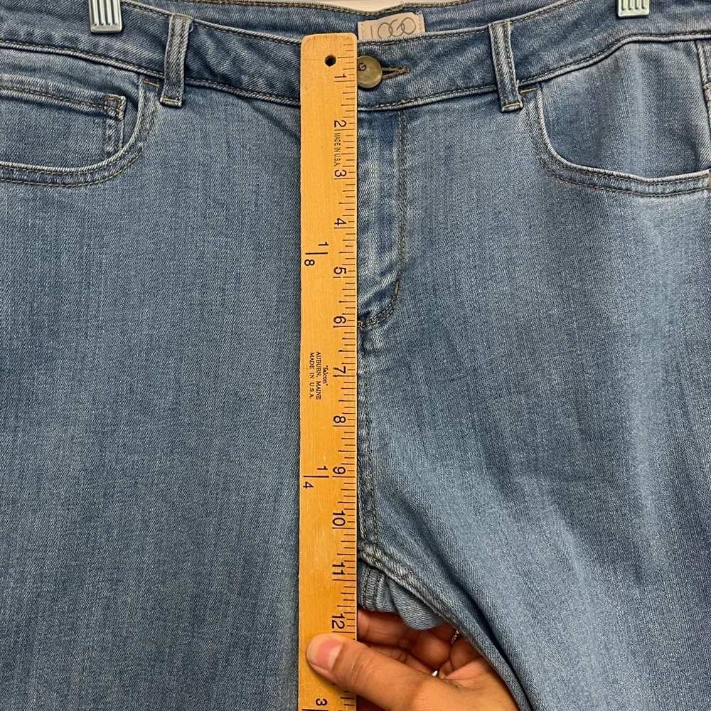 LOGO by Lori Goldstein 5-Pocket Denim Bermuda Shorts with Rolled Cuff Sz. 12 - Picture 7 of 10